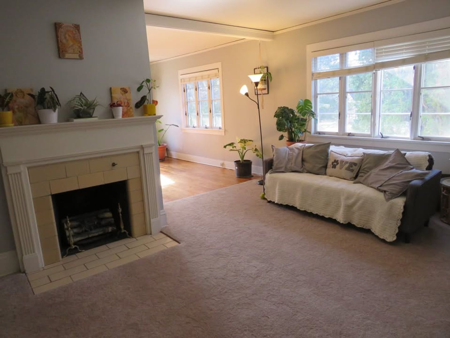 Eau Claire Apartment: 1421 State St