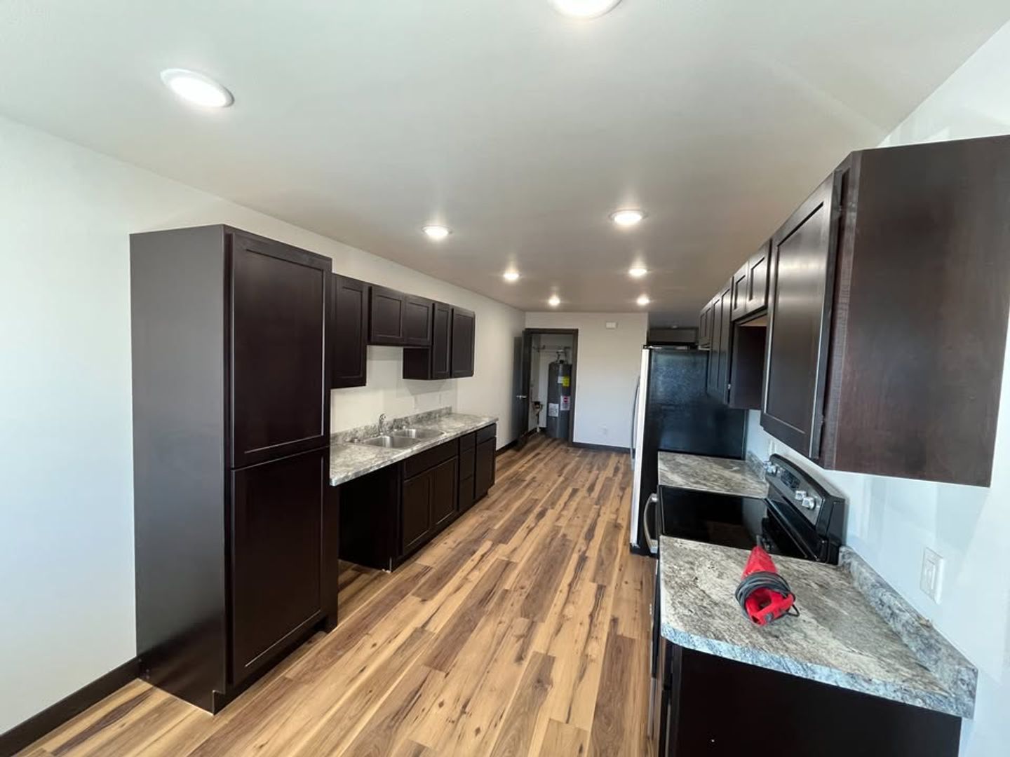 Eau Claire Apartment: 5258 Christopher Dr