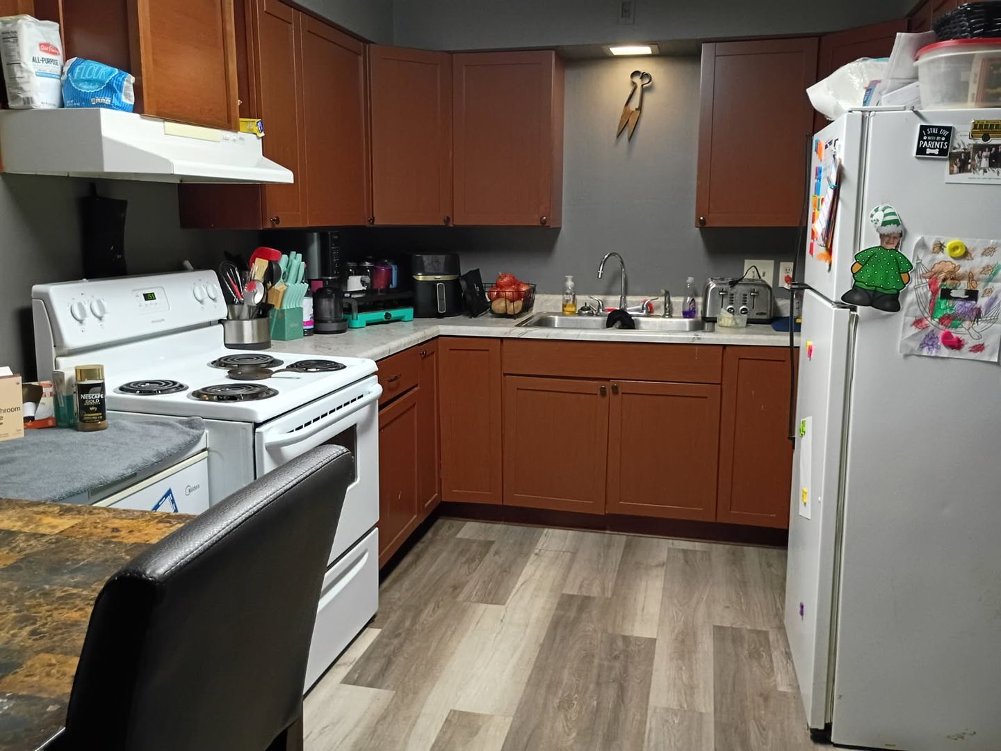 Bloomer Apartment: 1223 15th Ave