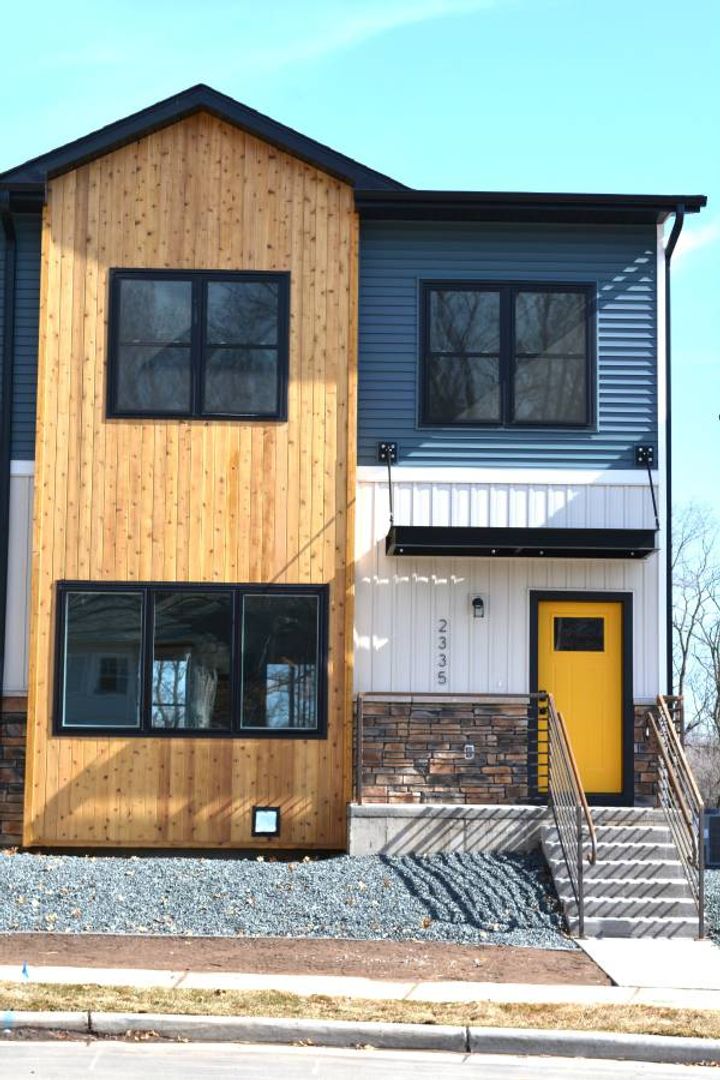 Eau Claire Apartment: 2303-2343 2nd Street