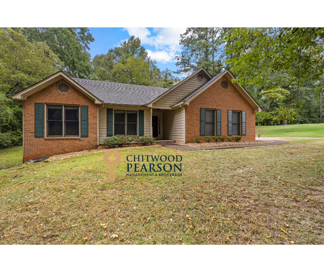 Fayetteville House: 110 Hunters Glen
