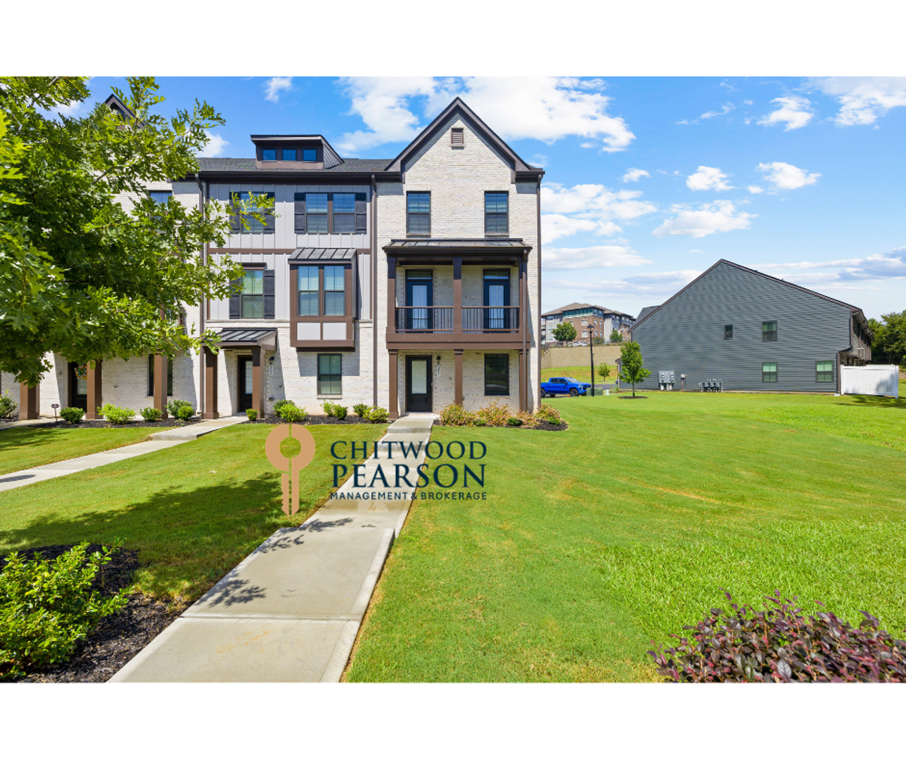 Fayetteville House: 245 Climbing Ivy Circle