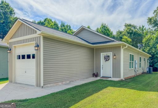 3 Bedroom Rental – 149 Wrightsburg Way , Zebulon, GA 30295