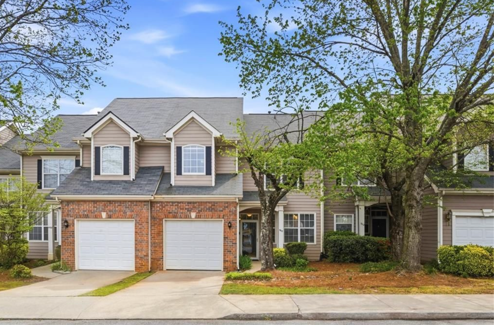 Atlanta House: 500 Fraser Street SE