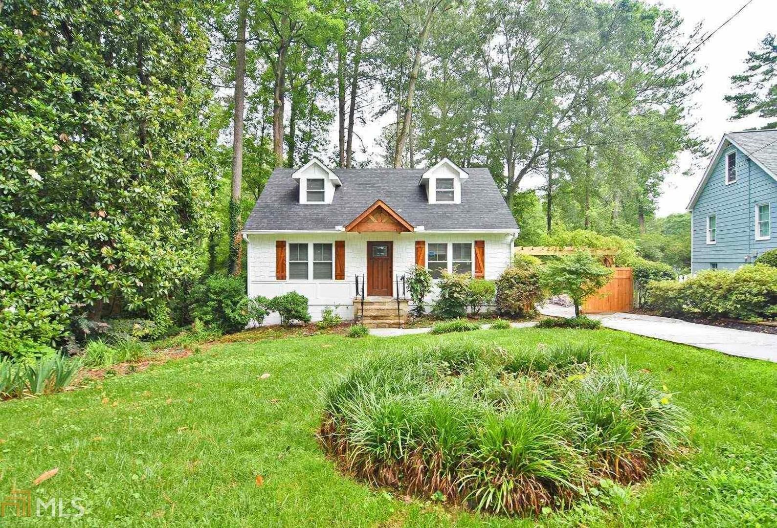 Atlanta House: 1879 Dyer Circle