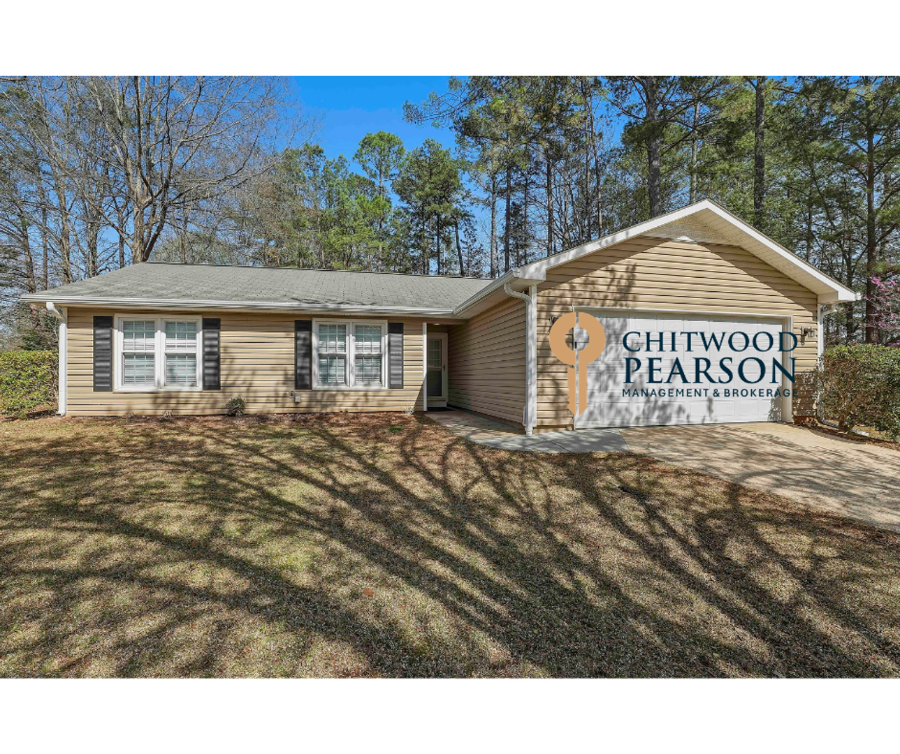 Peachtree City House: 105 Linden Lane