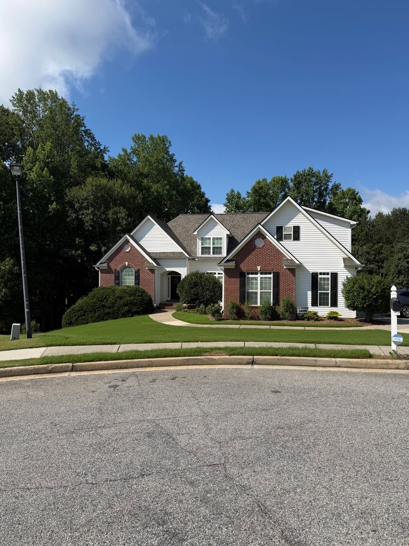 Fayetteville House: 55 Cynthia Court
