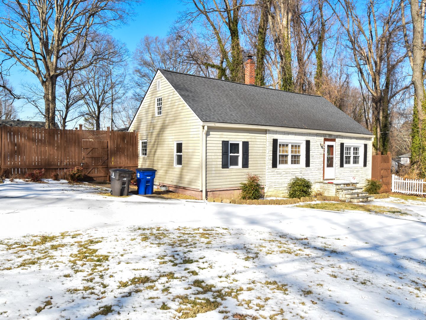 Winston Salem House: 3872 Leo Street