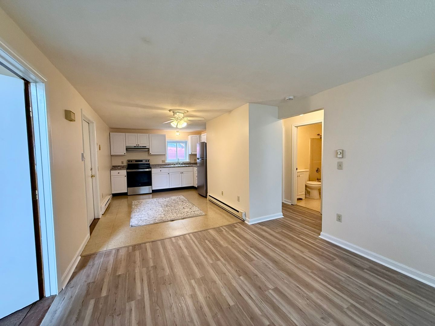 Manchester Apartment: 63 W. Rosemont Ave