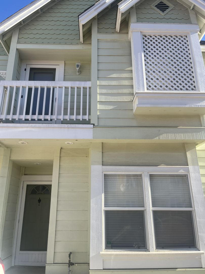 Nipomo Townhome: 516 Adina Way