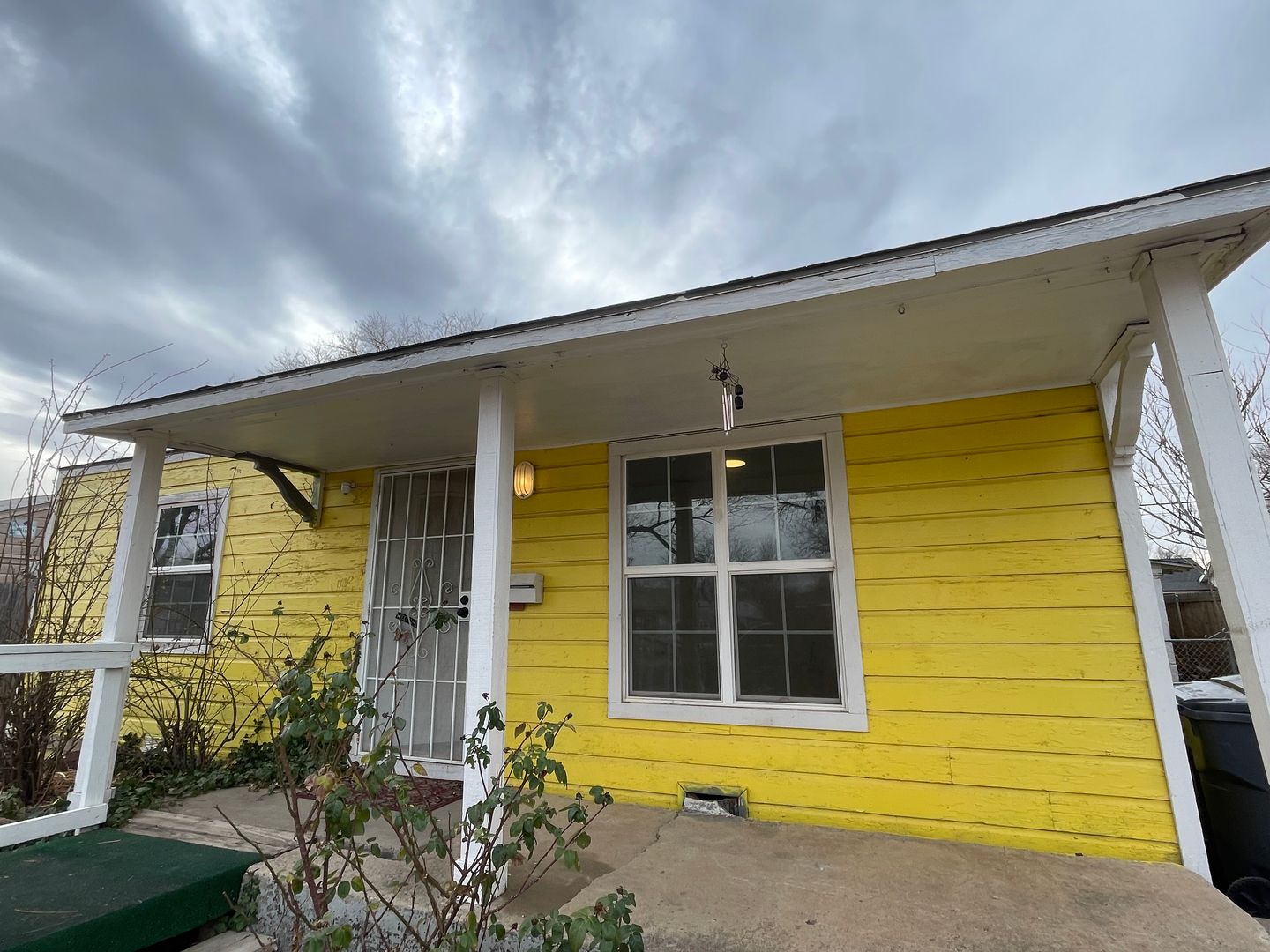 Amarillo House: 4210 S Van Buren