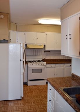 Charming Uptown Minneapolis Apartment Available at 711 W 28th St – photo 1