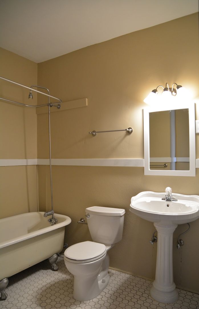 Minneapolis Apartment: 717 West 28th St