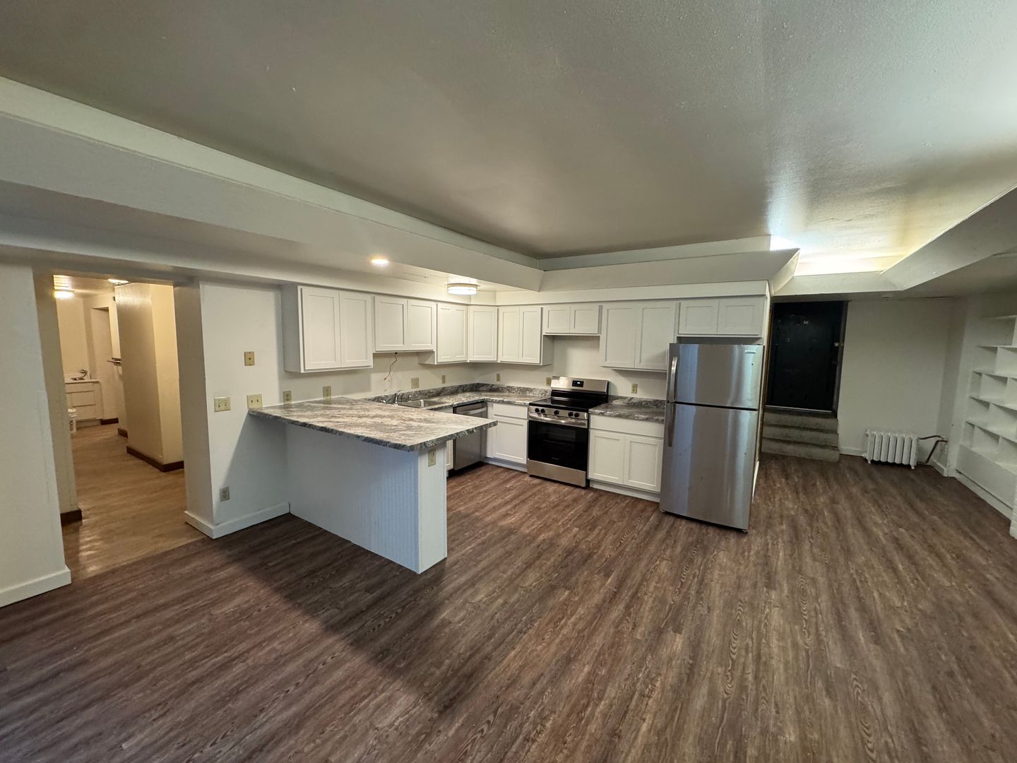 Madison Apartment: 260 Langdon St.