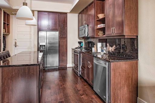 A2.1 One Bedroom 724 sqft – photo 1