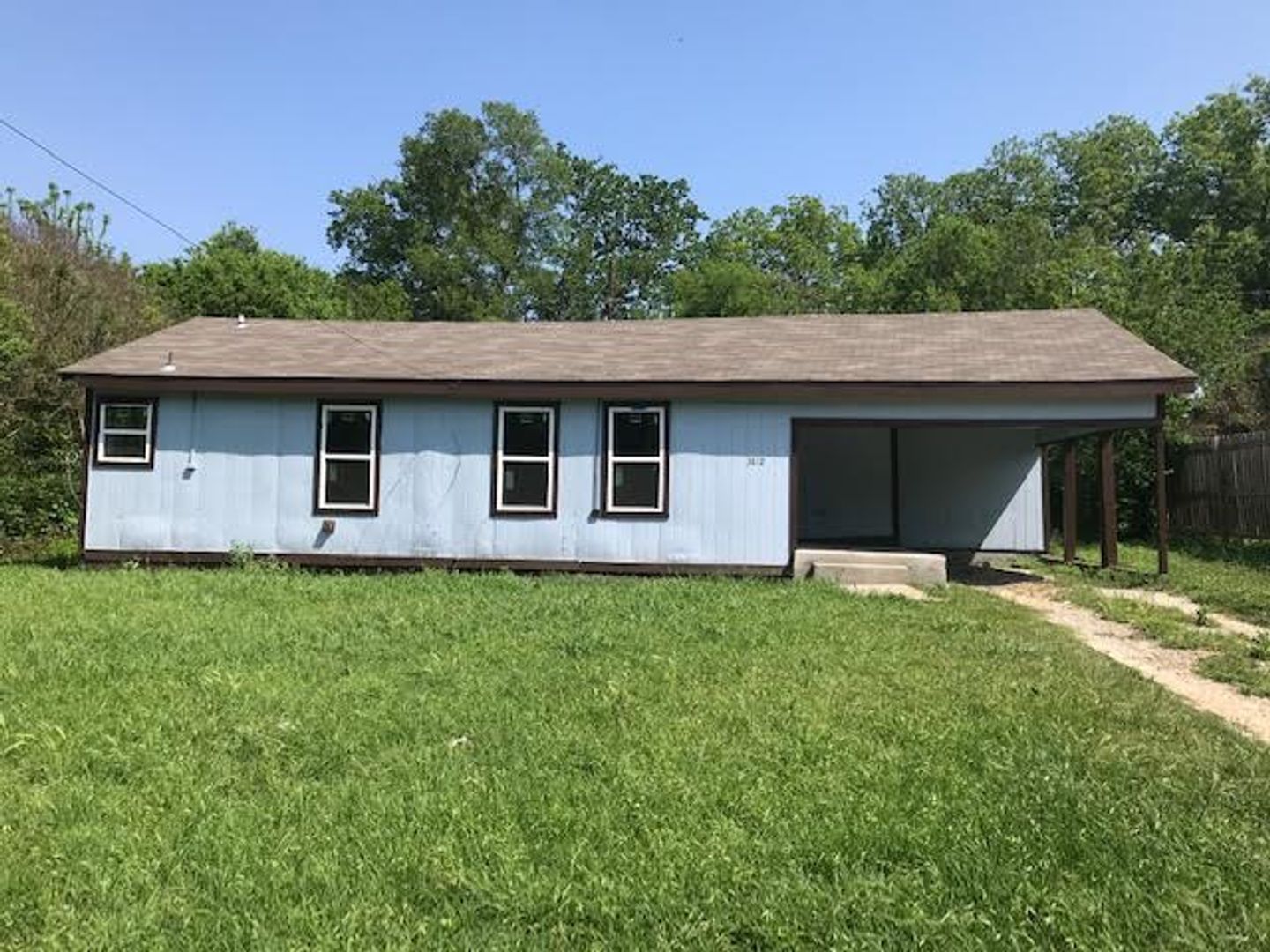 Waco House: 3812 Hiland Dr