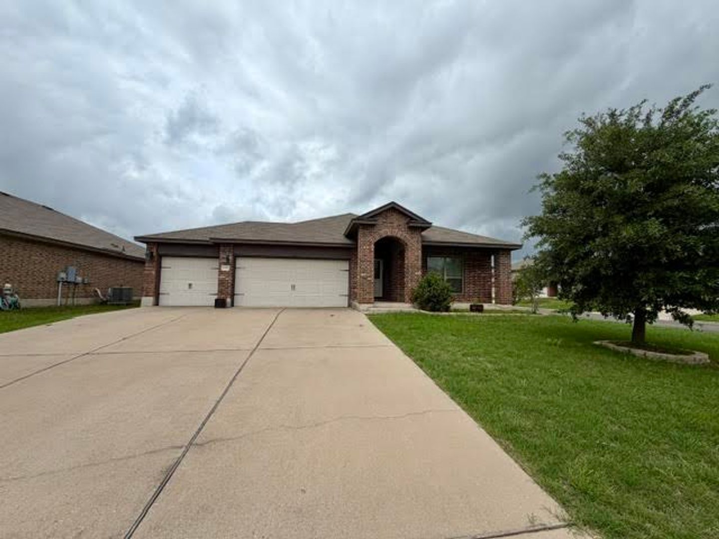Lorena House: 2701 Skinner Dr