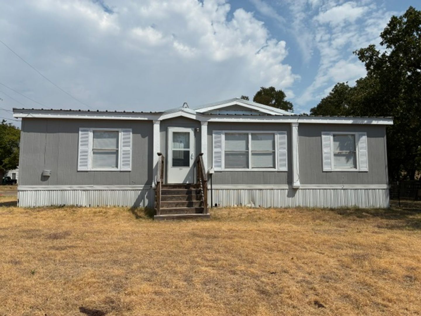 Gatesville House: 1501 South St