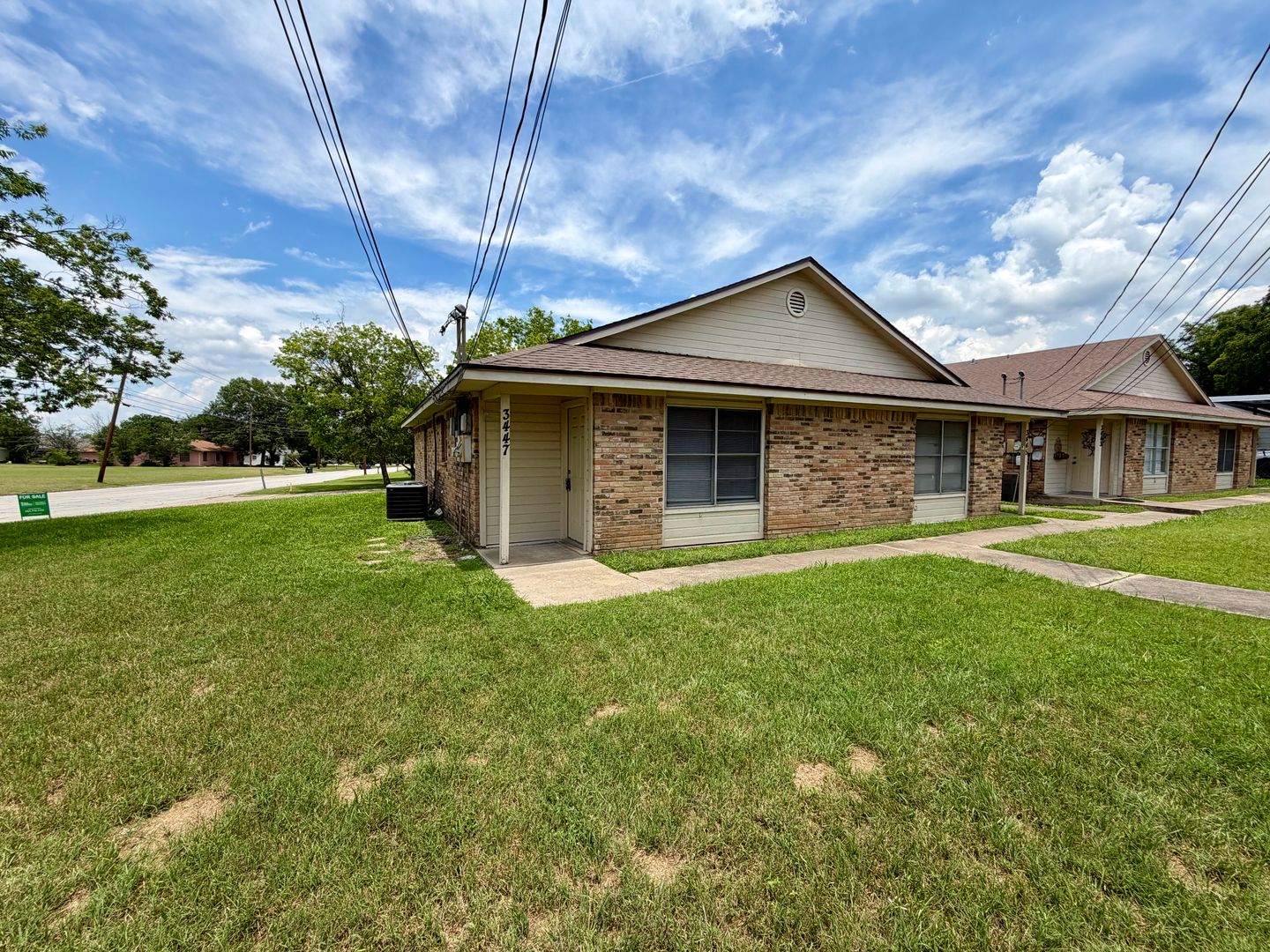Waco House: 3447 Pewitt Dr