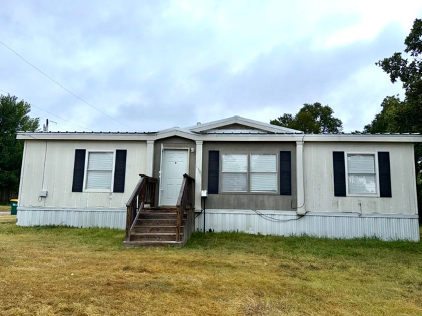 Gatesville House: 1501 South St