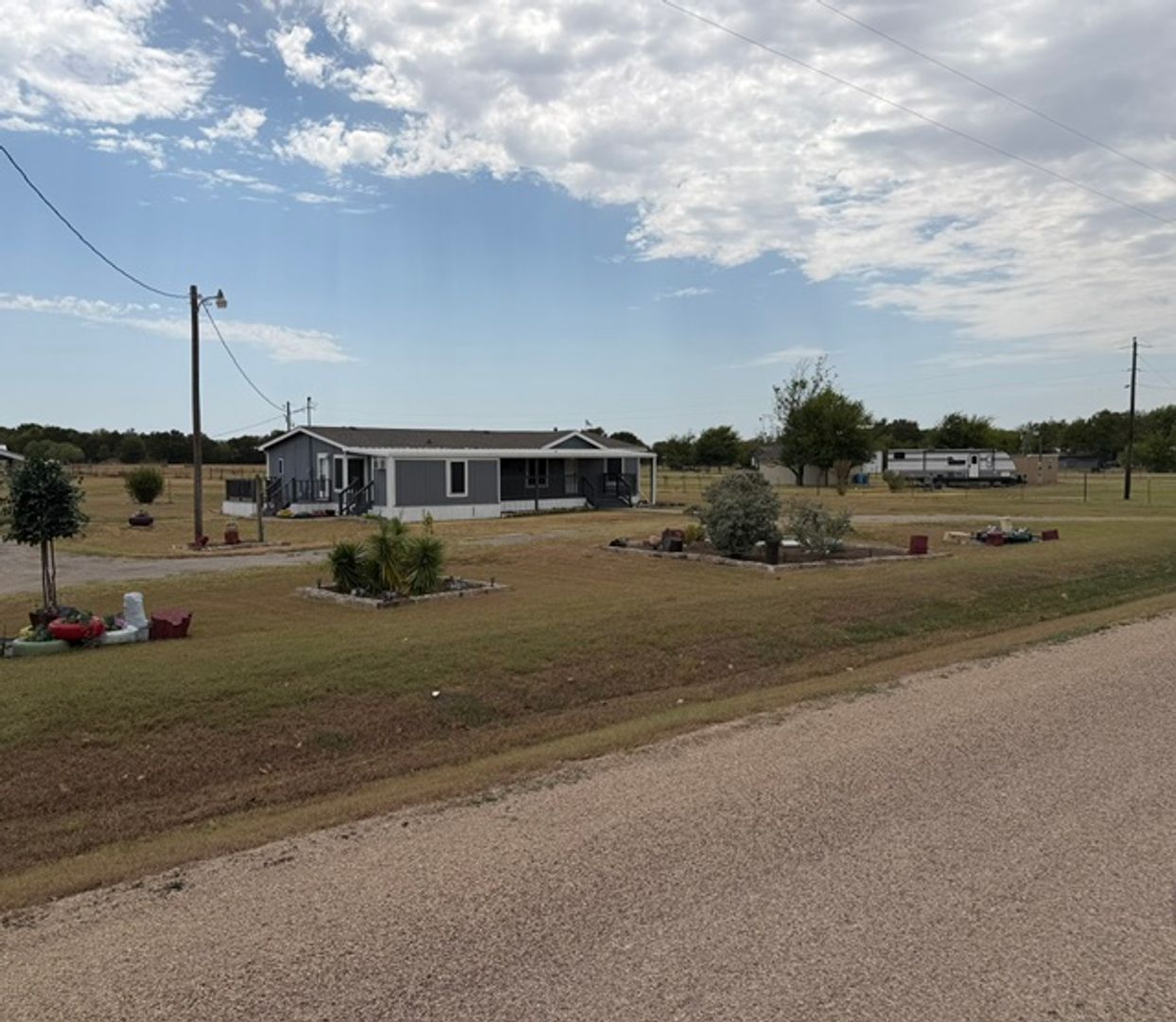 Waco House: 8824 Old Marlin Rd