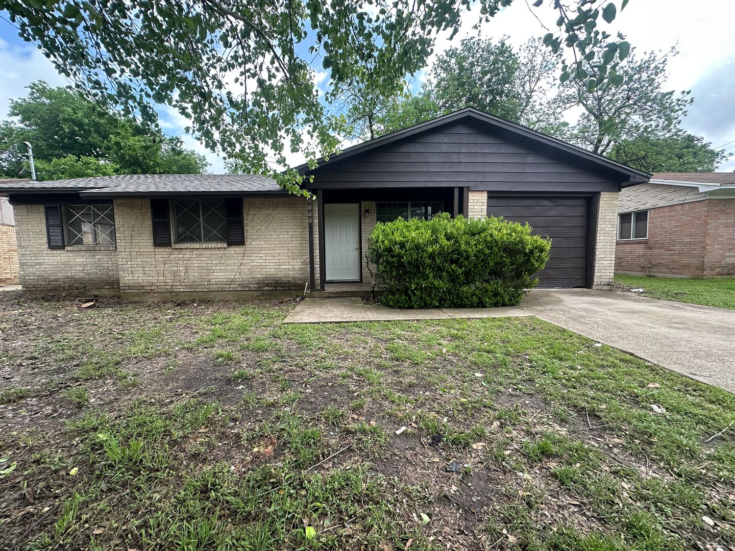 Waco House: 4000 Acree St.