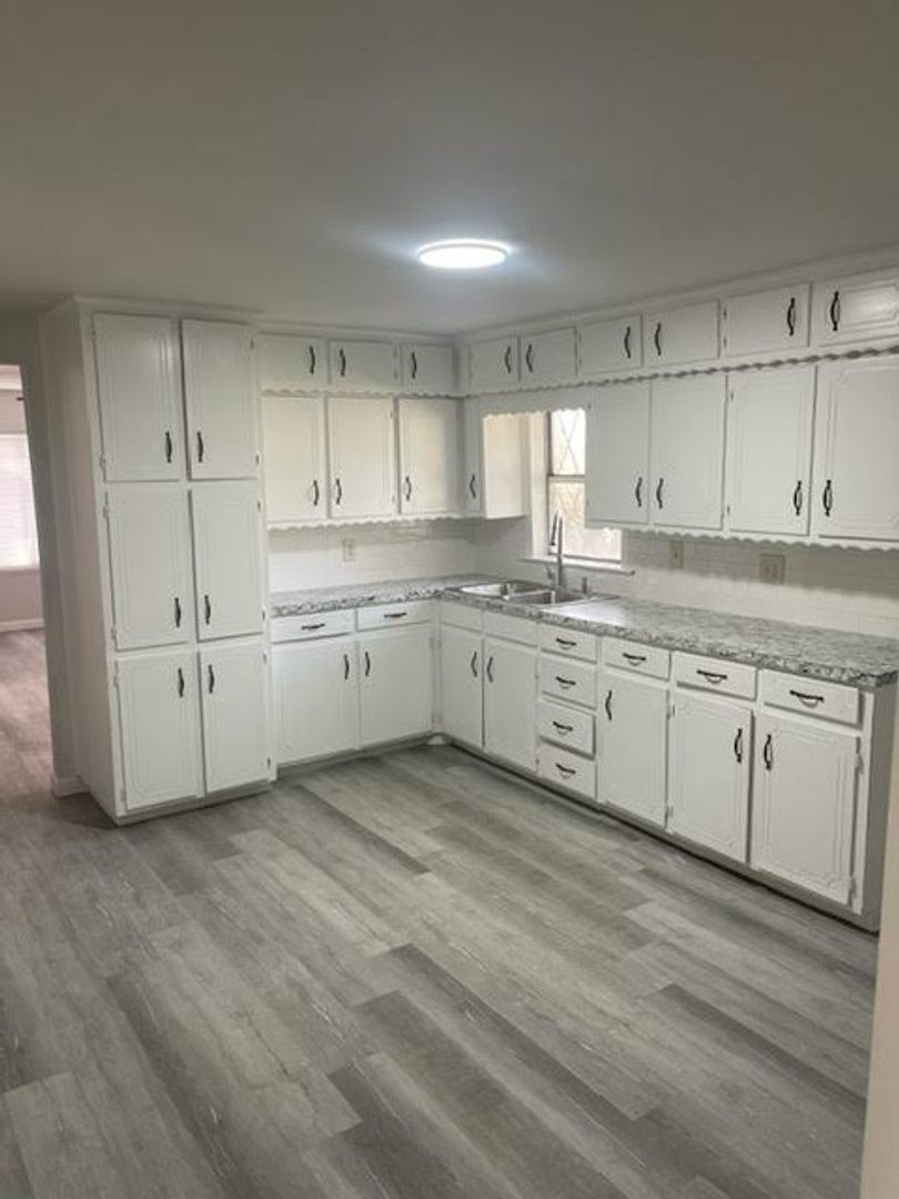 West House: 107 S. Harrison St