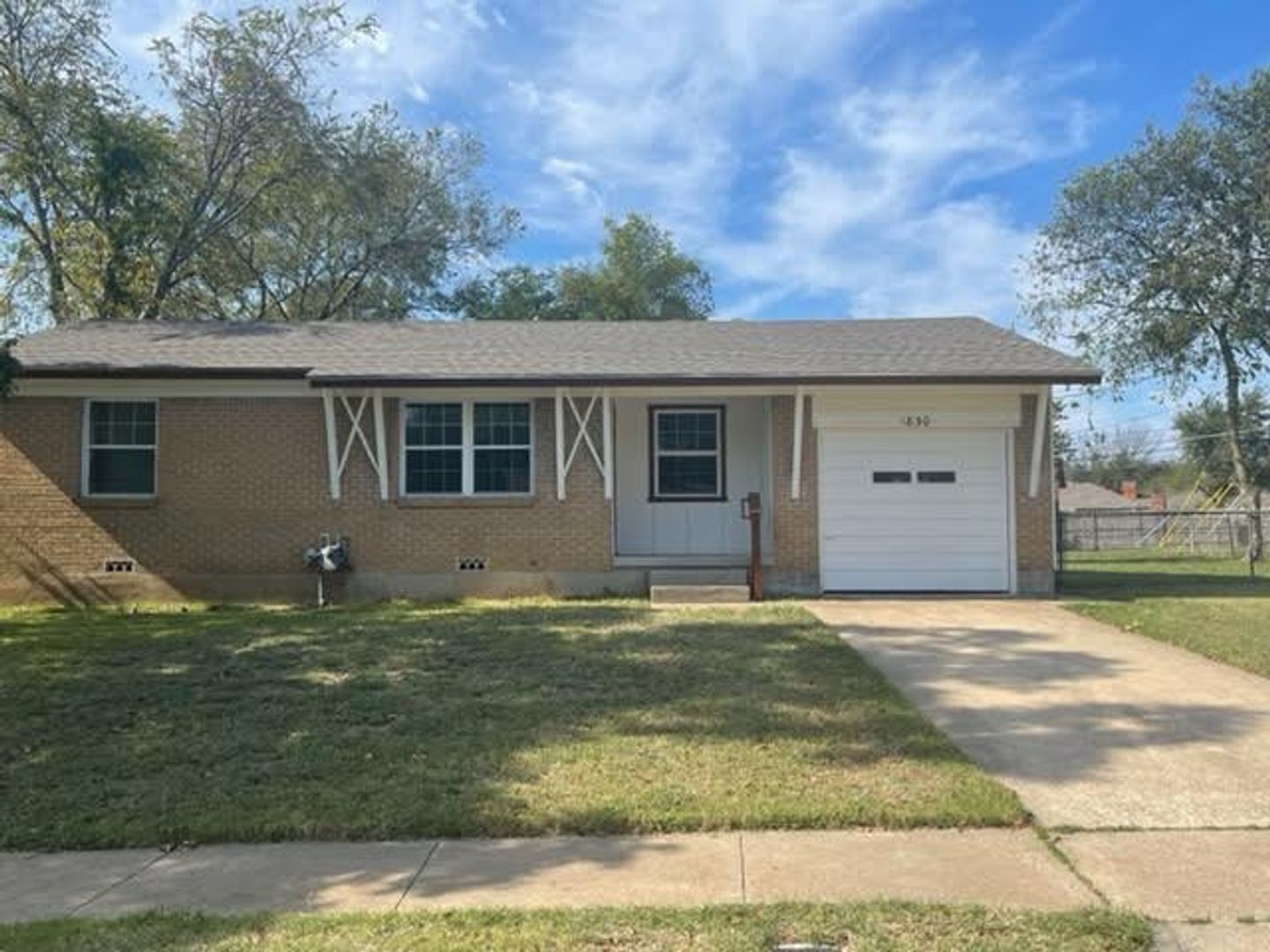 Waco House: 1830 LaPorte Dr