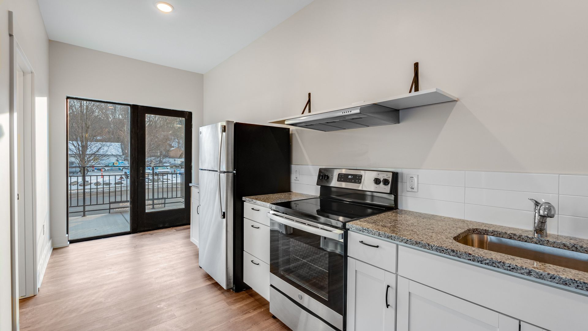 Grand Rapids Apartment: 255 Bradford St NE