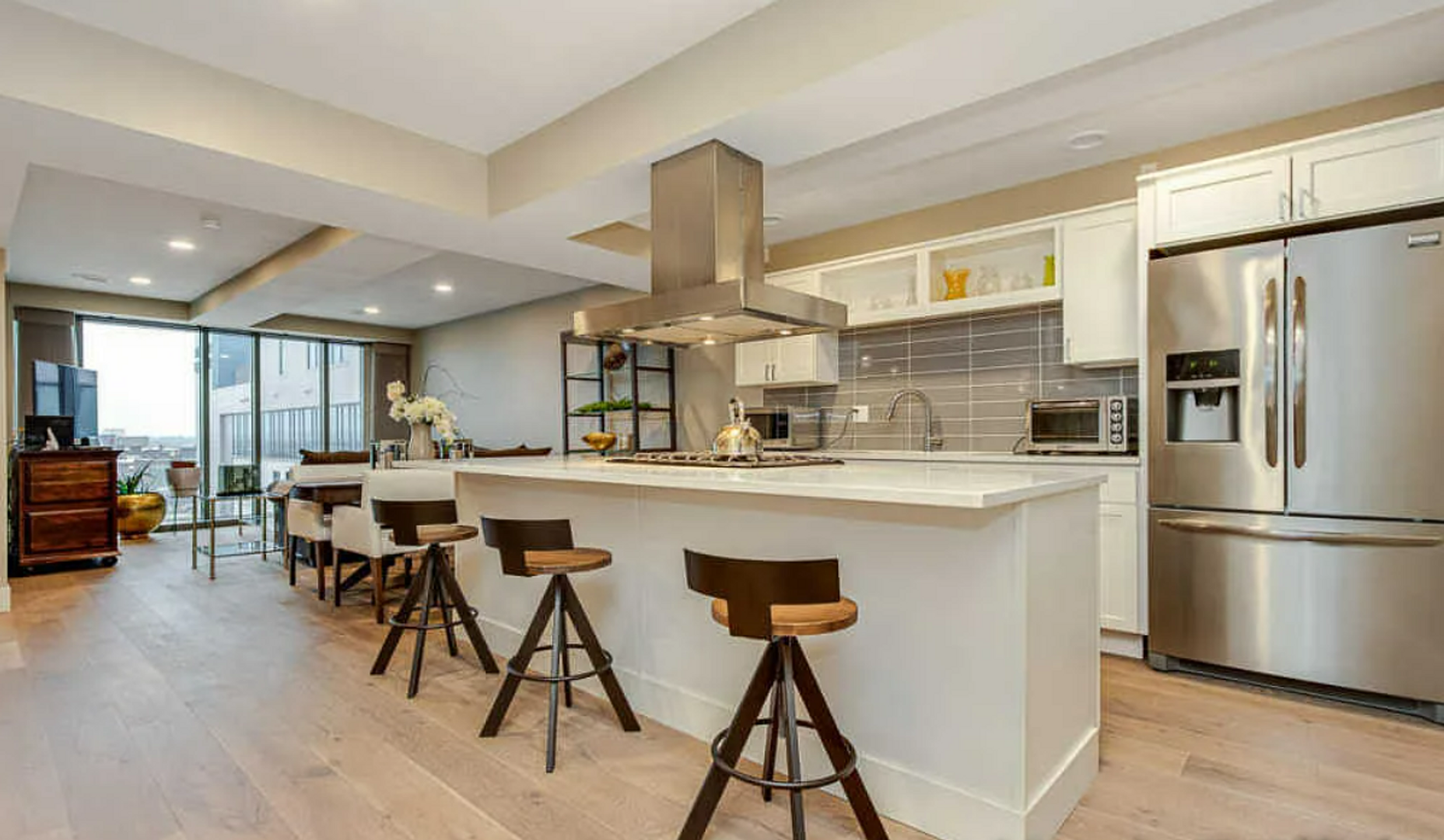 Grand Rapids Apartment: 820 Monroe Ave NW Ste 175