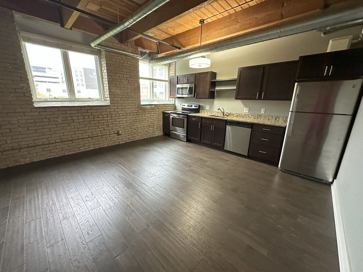 Grand Rapids Apartment: 820 Monroe Ave NW