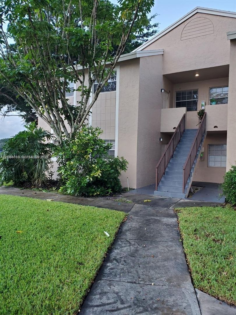 Pembroke Pines Apartment: 1851 Northwest 96th Terrace