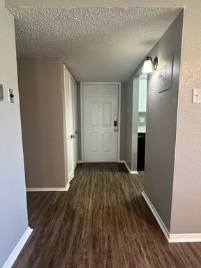 Timbers Apartments - 203 – photo 1