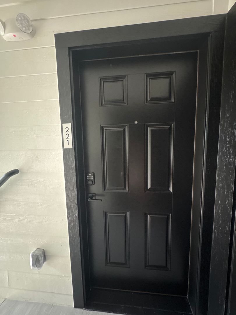 Longview Townhome: 2405 Judson Rd