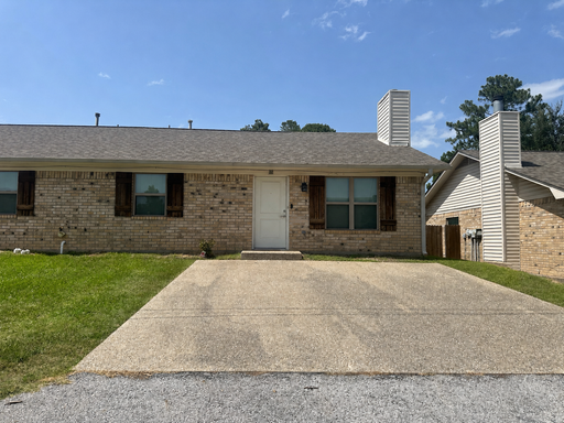 8320 Cambridge Rd #M18 – photo 1