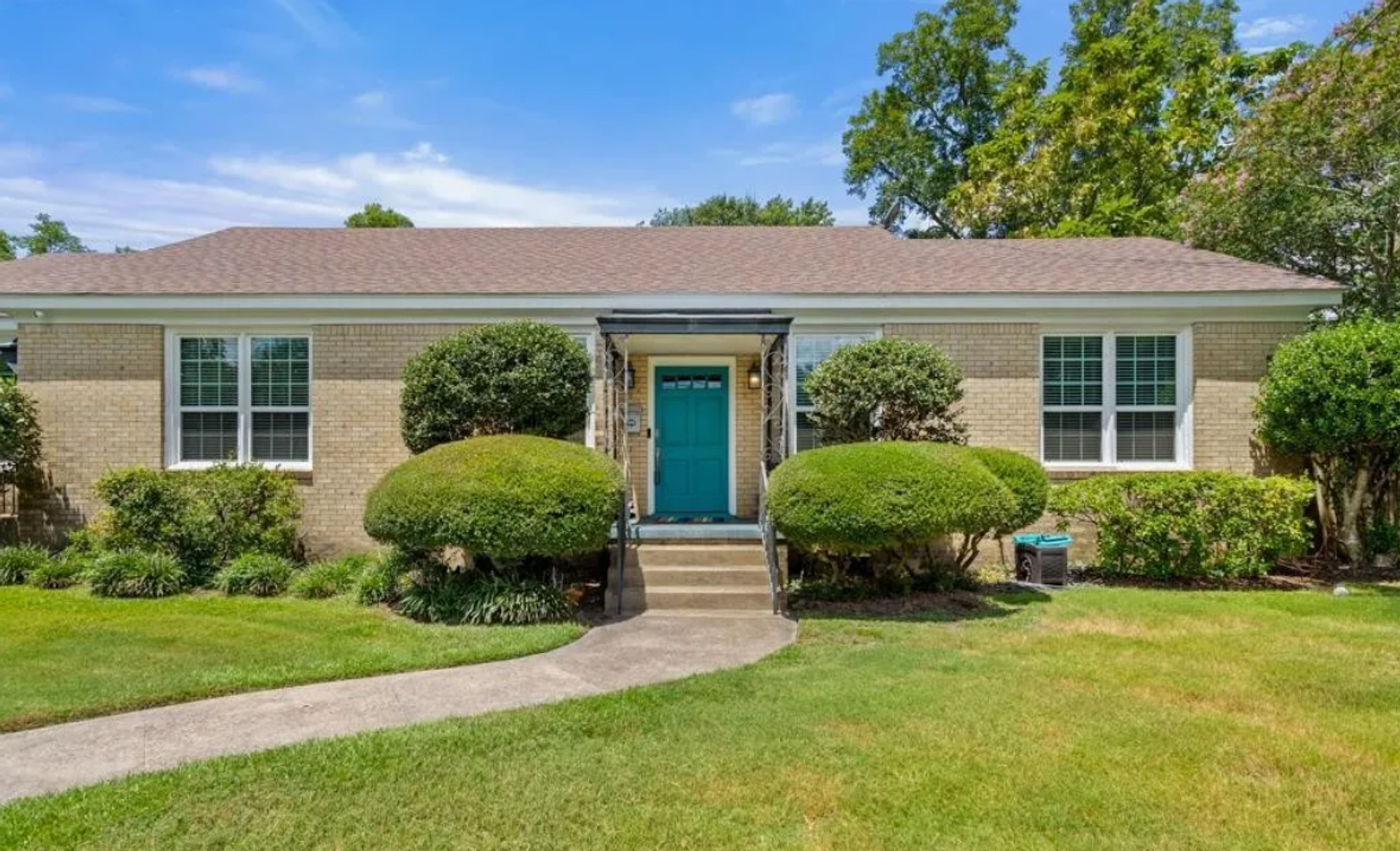 Tyler House: 1413 Augusta Ave