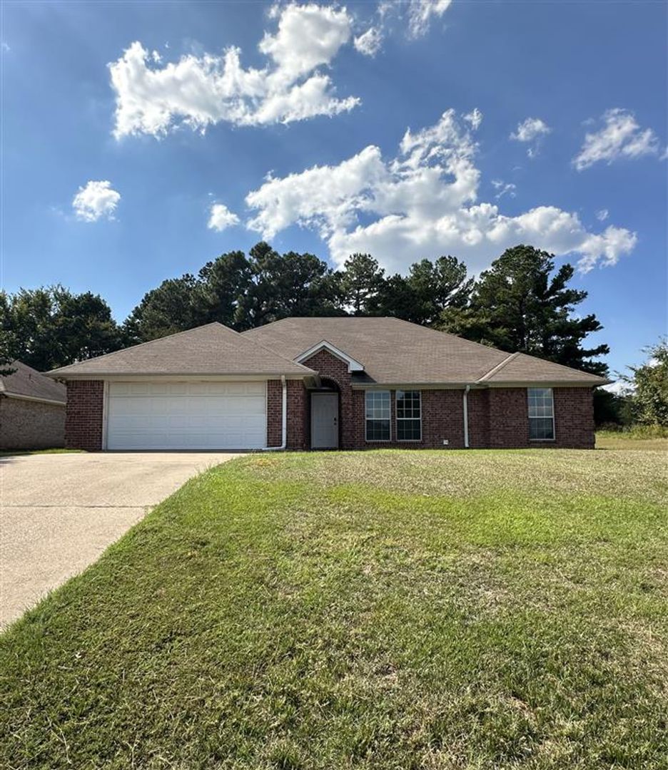 Tyler House: 2305 Haverhill Dr