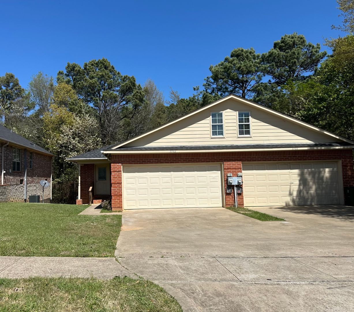 Tyler Townhome: 3962 McDonald Rd.