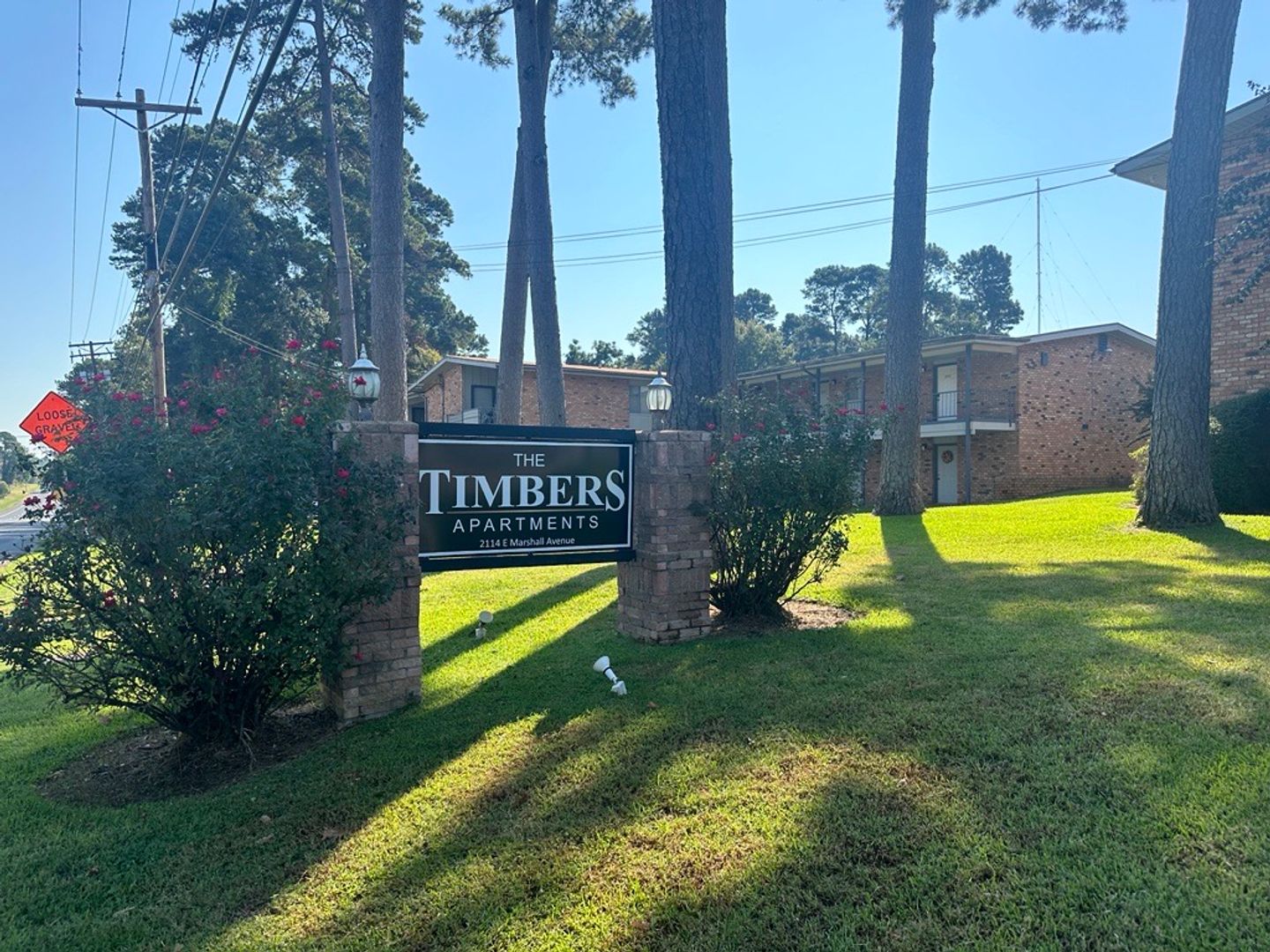 Longview Apartment: 2114 E Marshall Ave