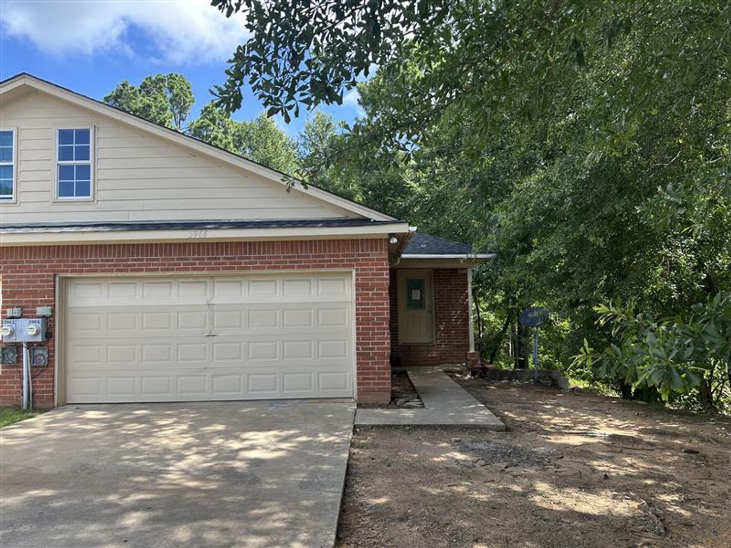 Tyler Townhome: 3966 McDonald Rd.