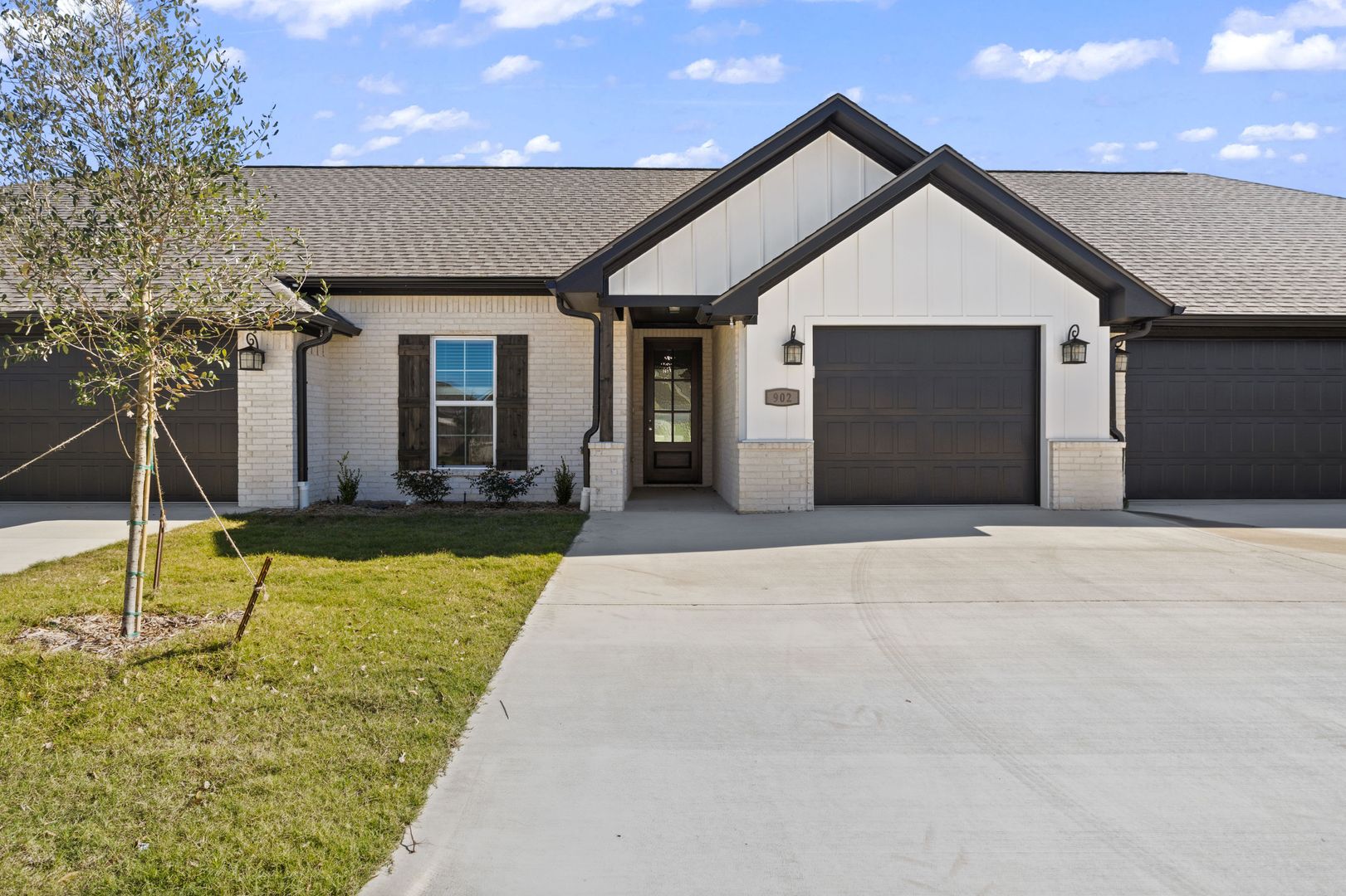 Tyler Multiplex: 11500 Noble Young Blvd