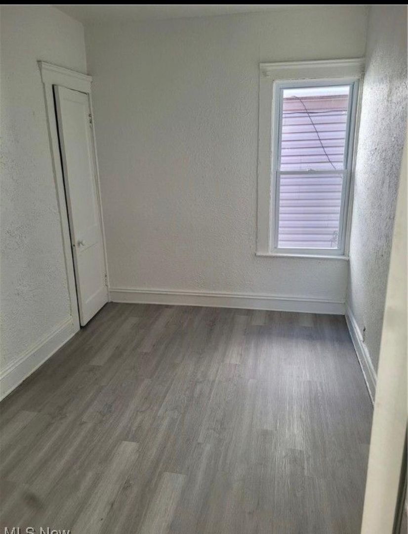 Cleveland Apartment: 709 E 126th St