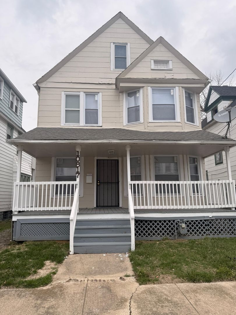 CLEVELAND House: 10817 HULL AVE,