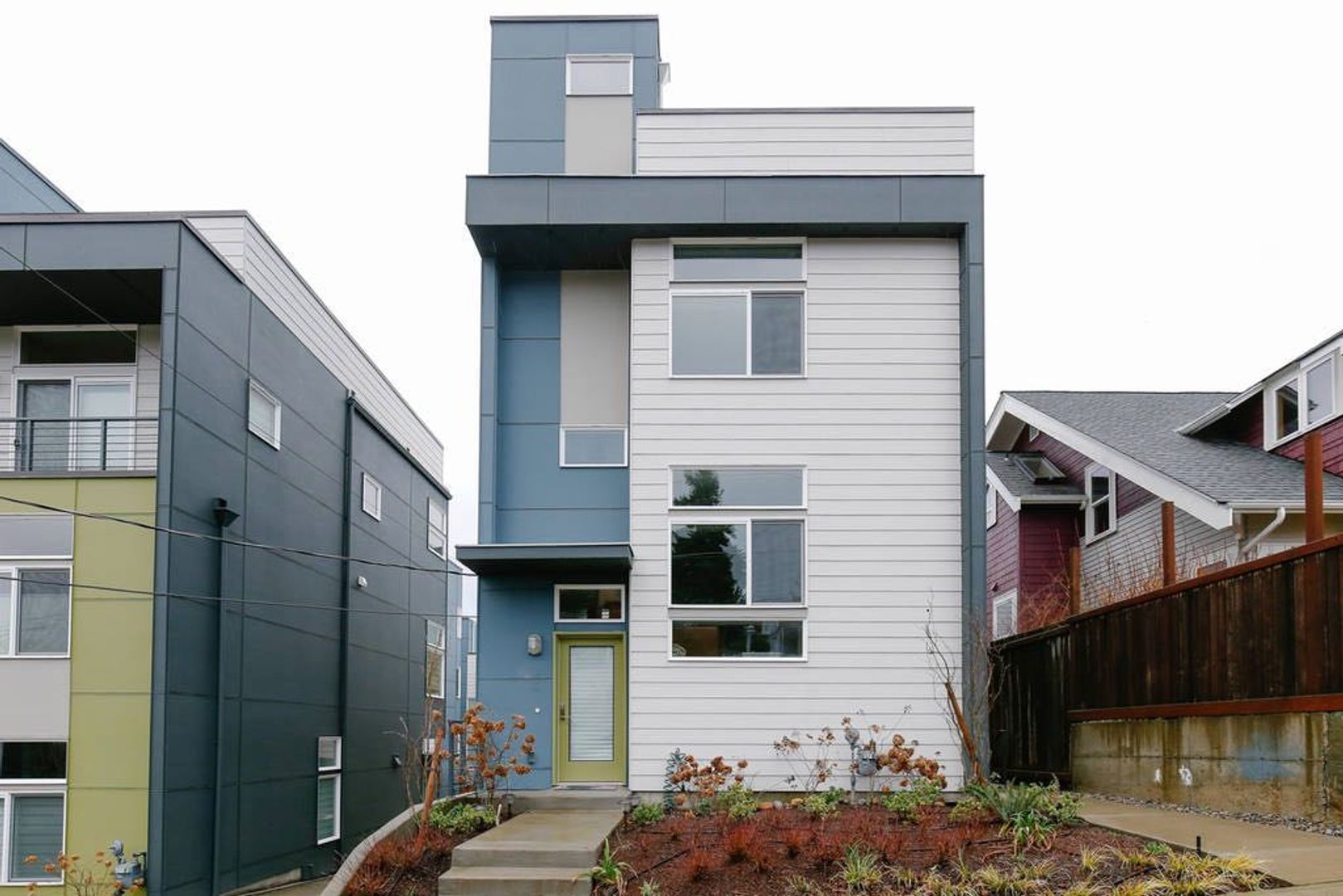 Seattle House: 705 18th Ave S Unit A