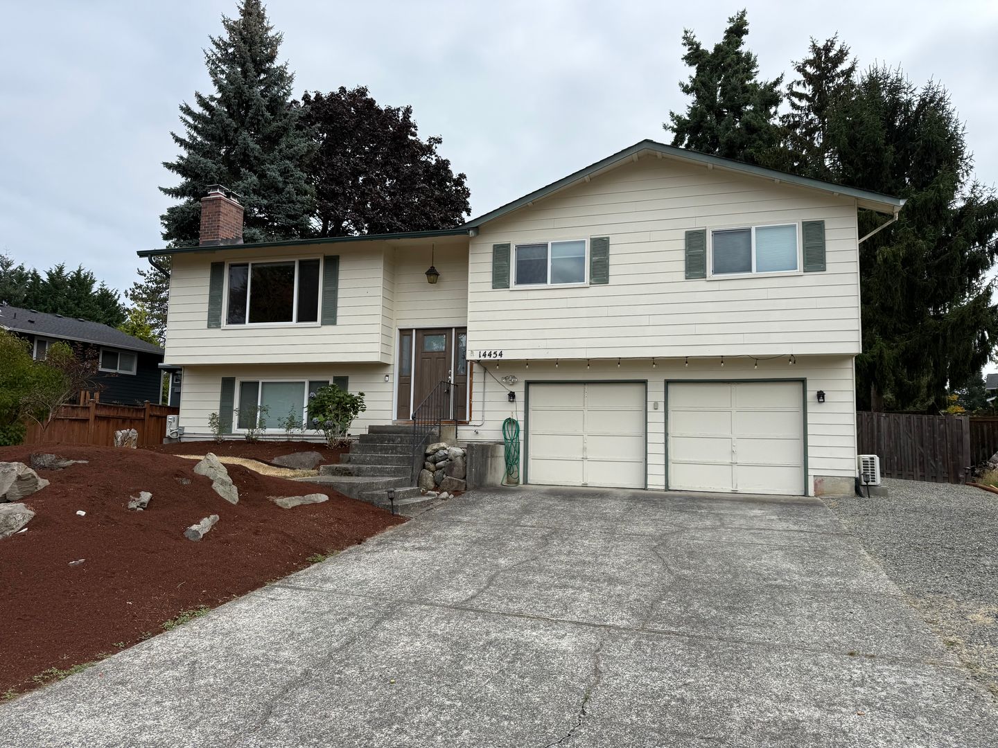Kirkland House: 14454 129th Ave NE