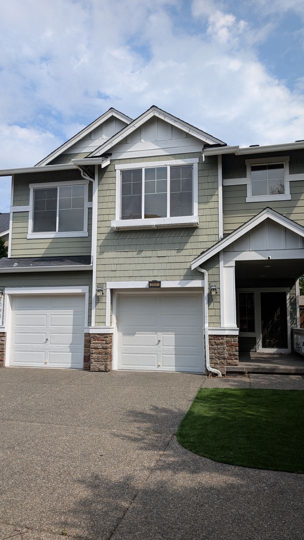 Bothell House: 3931 177th ST SE