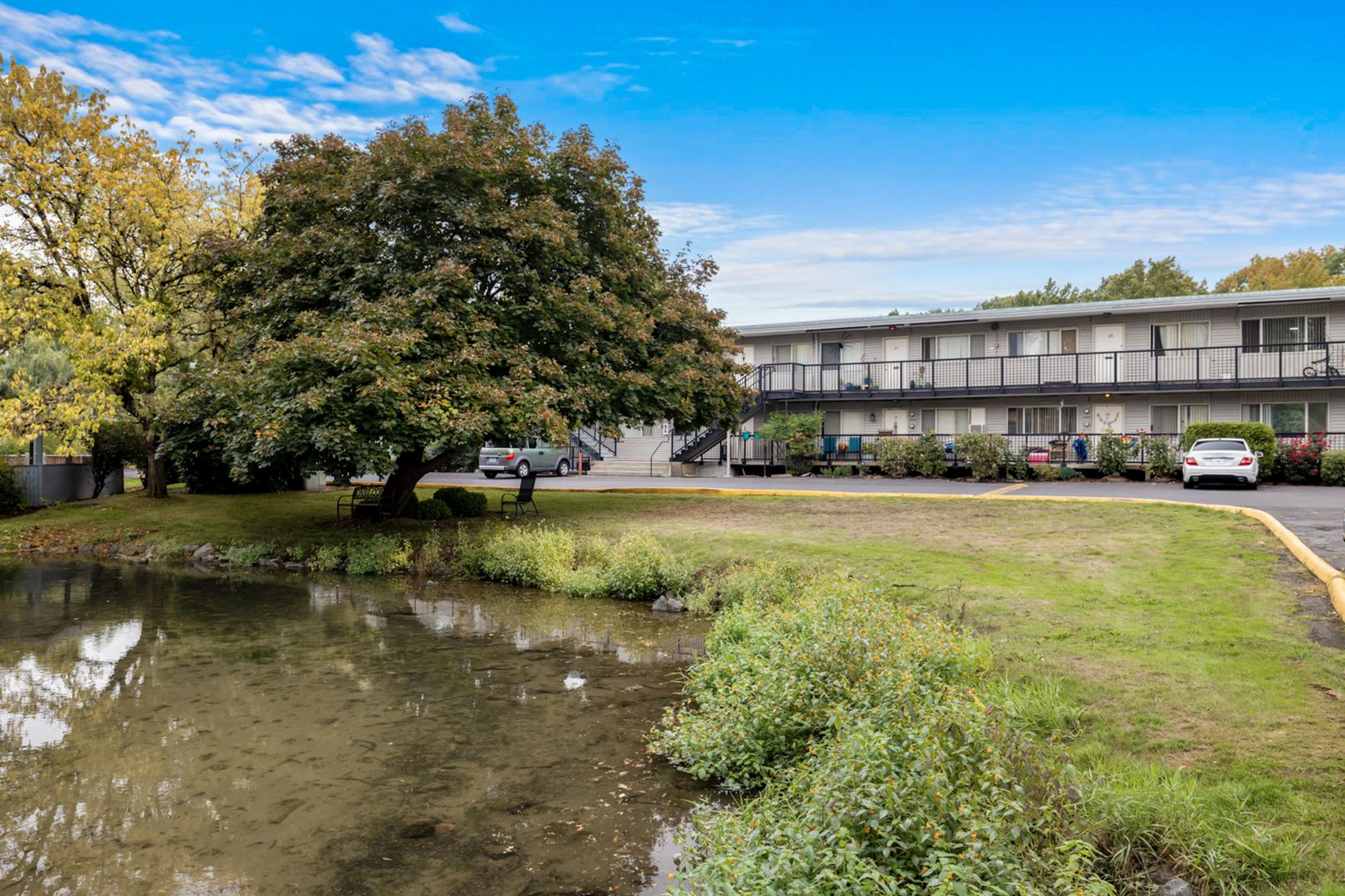 Portland Apartment: 2215 SE Miller St, Apt #44