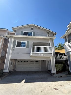 3 BEDROOM TOWNHOME IN LA MESA – photo 1