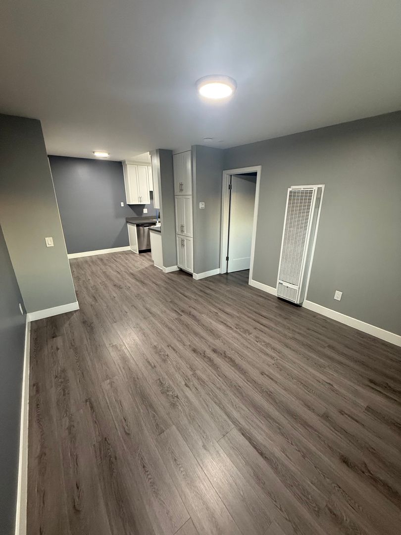 San Diego Apartment: 4999 Sterling Court