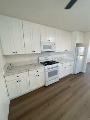 AFFORDABLE 2 BEDROOM IN SAN DIEGO – photo 1